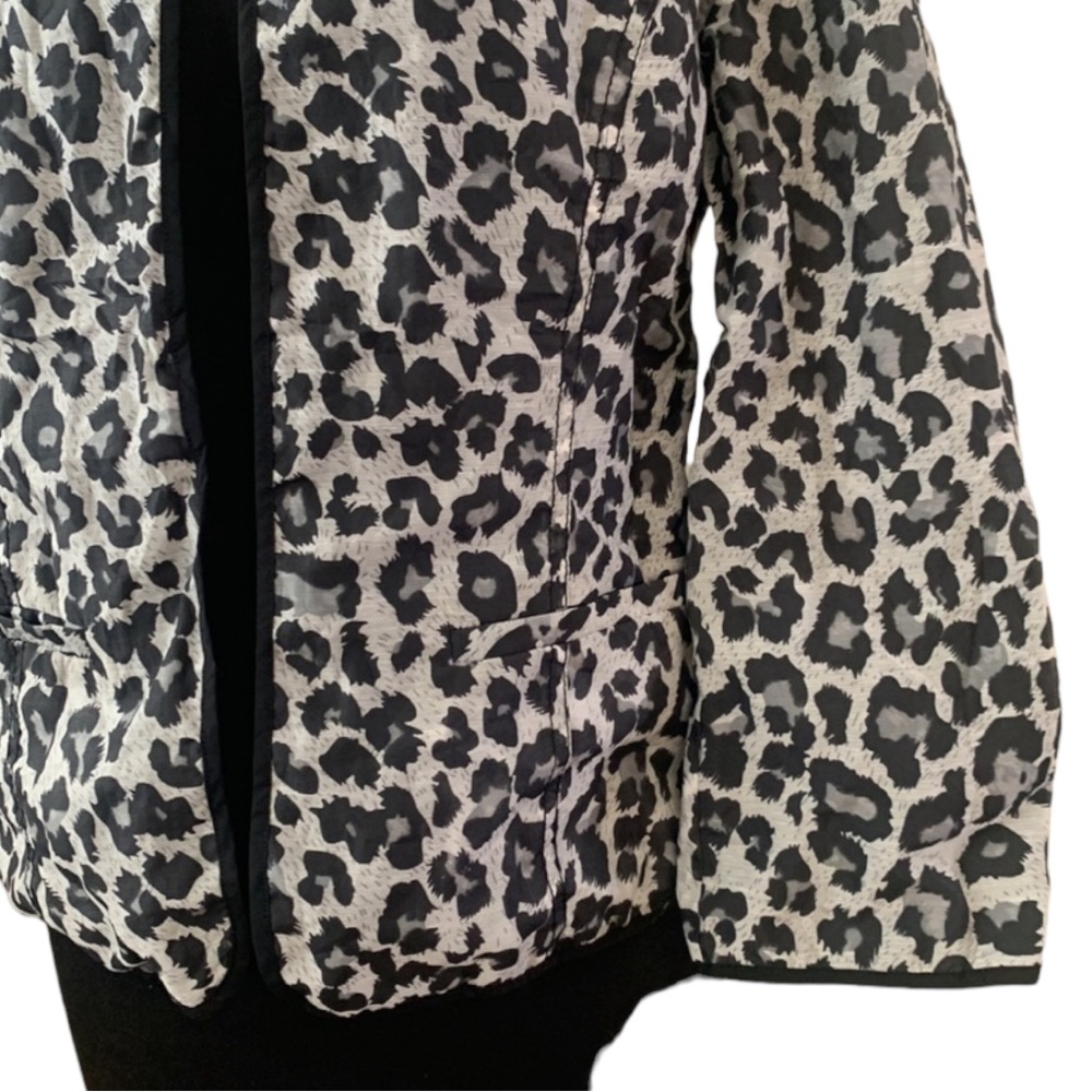 Chico’s Lightweight Shell Jacket Cheetah Print! - image 7